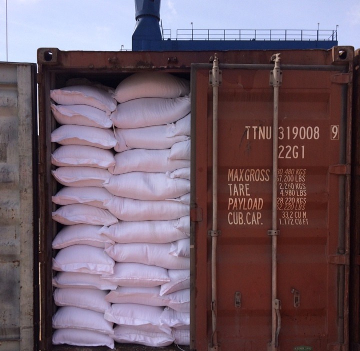 Pakistan rice export container loading PP bags Karachi port